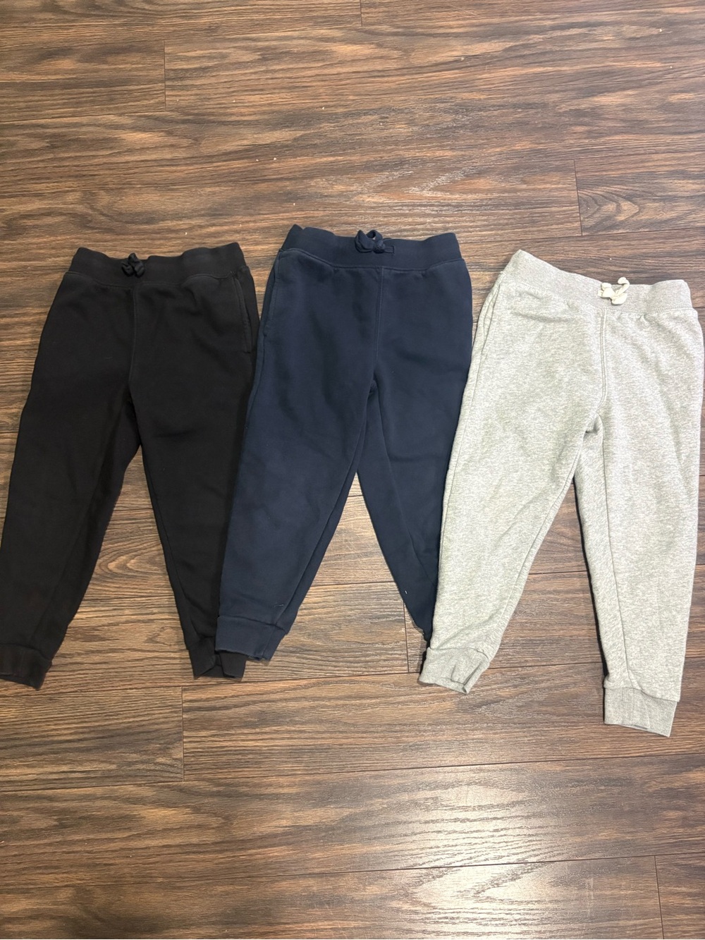 The Children’s Place Boys Jogger Sweatpants 3-Pack – Size 5/6